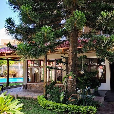 Sommerschield Guest House Мапуто Екстериор снимка