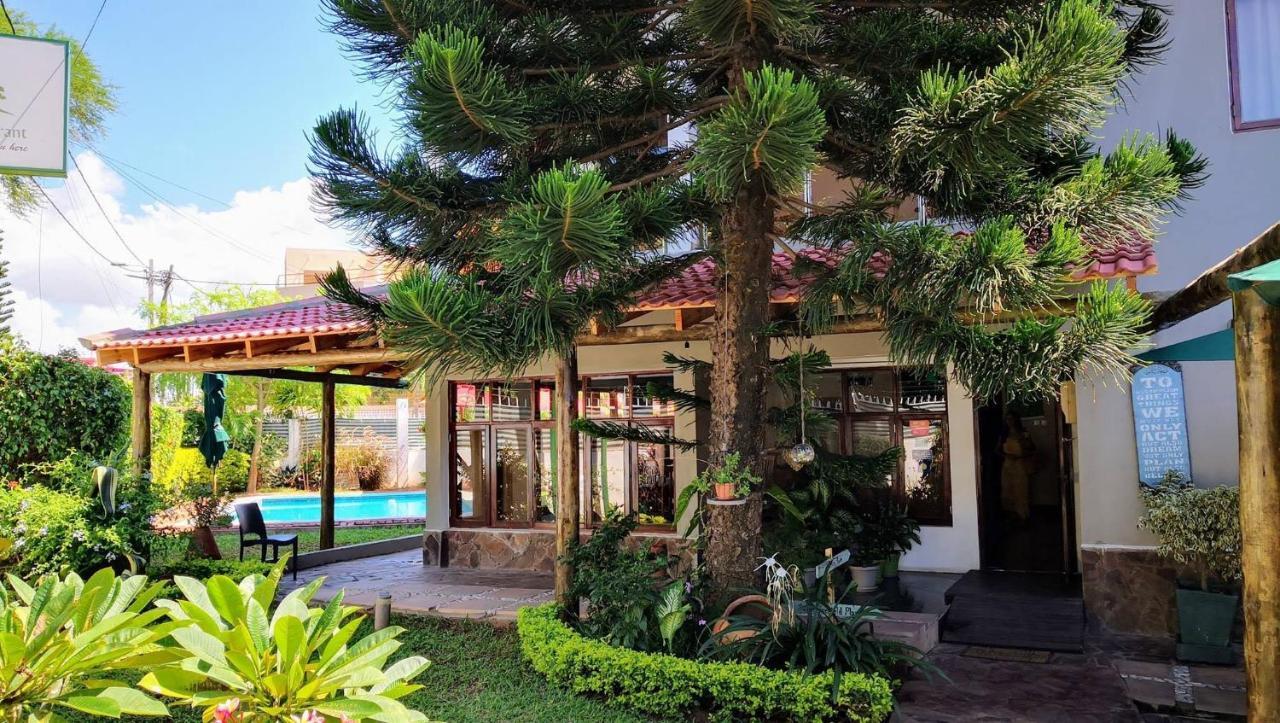 Sommerschield Guest House Мапуто Екстериор снимка